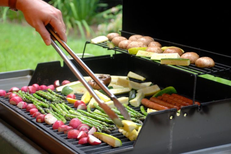 How do fruits react to grilling?