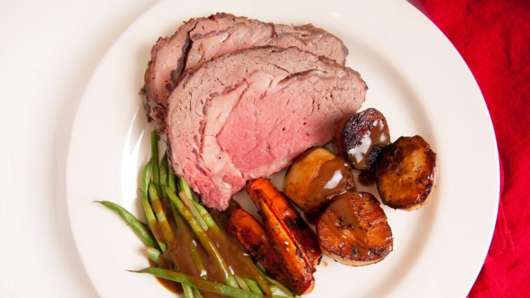 How do restaurants reheat prime rib?