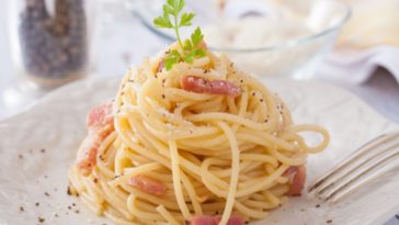 How do you cook a small amount of pasta?