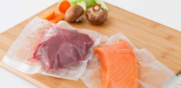 How do you cook vacuum sealed food?