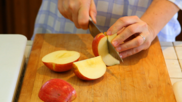 How do you cut an apple without a mandolin?