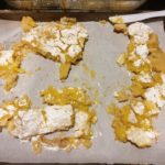 How do you cut lemon bars cleanly?