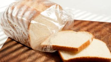 How do you defrost frozen bread?