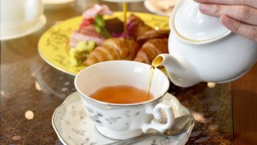 How do you drink genmaicha tea?