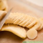 How do you dry bananas in the microwave?