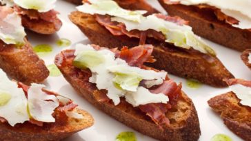 How do you eat a serrano ham?