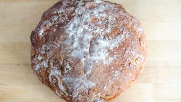 How do you get crispy crust on bread?