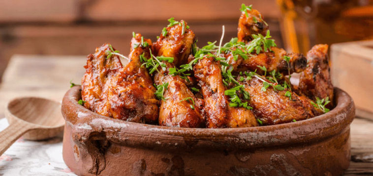 How do you keep chicken wings from drying out?