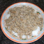 How do you keep chitterlings from smelling while cooking?