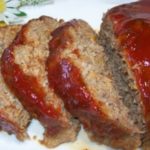 How do you keep ground beef moist?