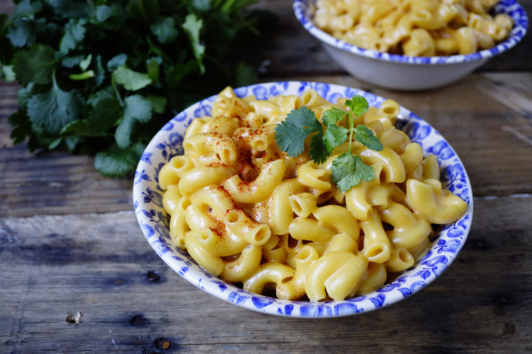 How do you keep mac and cheese creamy?