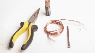 How do you make a homemade magnet?