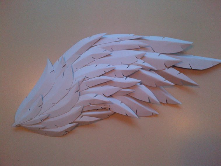 How do you make cardboard angel wings?