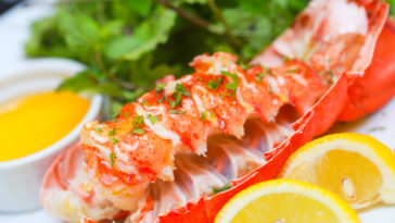 How do you prepare a frozen cooked lobster?