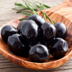 How do you prepare black olives to eat?