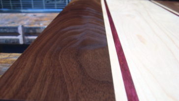 How do you put feet on a cutting board?