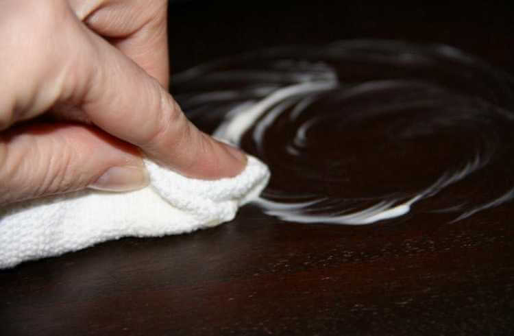 Remove Water Rings From Furniture, What Takes Water Marks Off Furniture