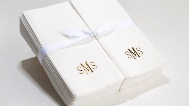 How do you show disposable hand towels in a bathroom?