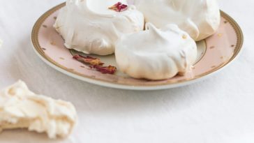How do you stabilize meringue without cream of tartar?