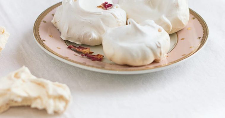How do you stabilize meringue without cream of tartar?
