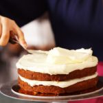 How do you store a cake with buttercream frosting?