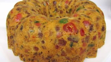 How do you store a fruit cake after baking?