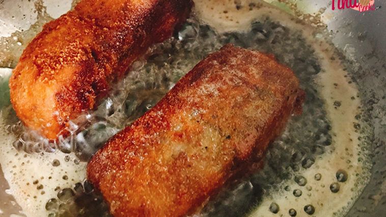 How do you tell if deep fried fish is done?