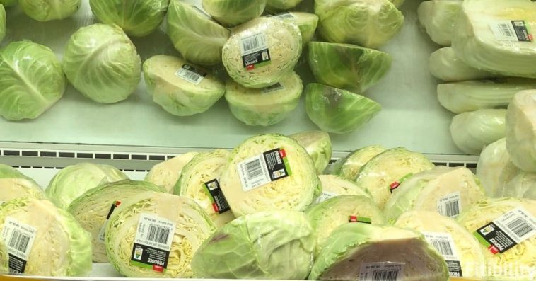 How do you thaw frozen cabbage quickly?