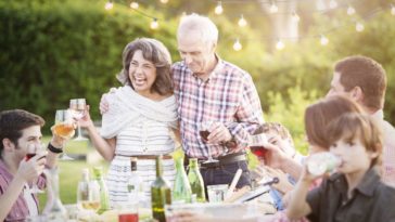 How do you throw a wedding anniversary party?