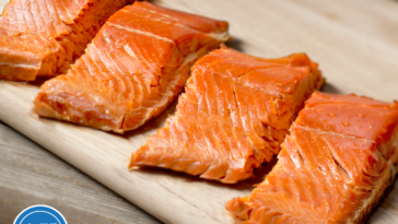 How large is 4 oz salmon?