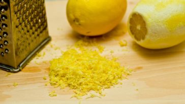 How long can you store lemon zest?