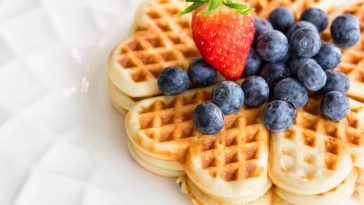 How long do I cook waffles in a waffle maker?