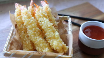 How long do you cook Costco tempura shrimp?