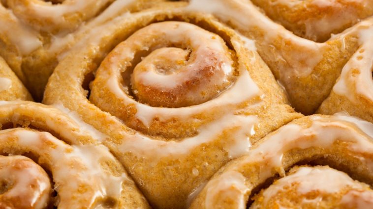 How long do you cook canned biscuits?