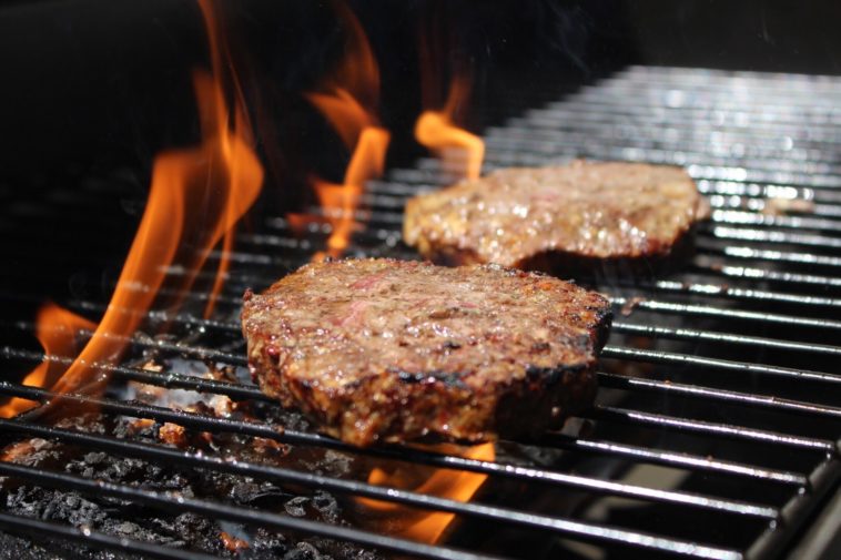 How long do you grill burgers at 300?