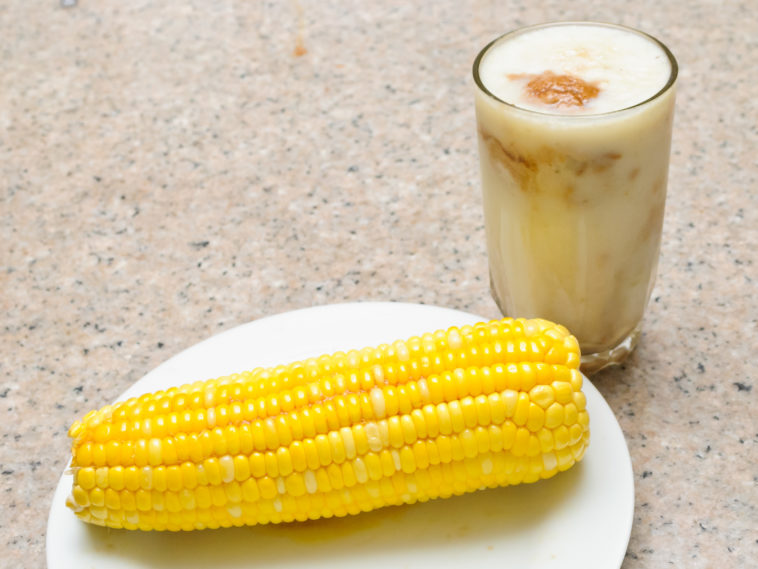 How long does corn on the cob last Unshucked?