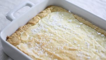 How long does gooey butter cake last?