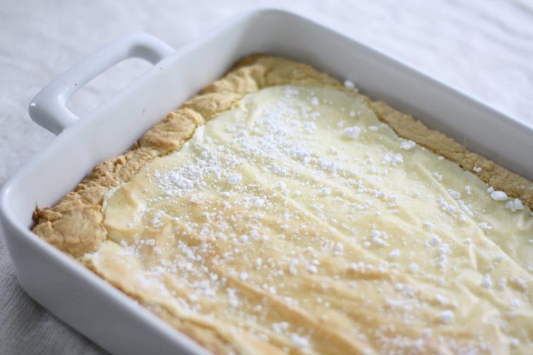 How long does gooey butter cake last?