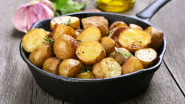 How long does it take to bake frozen scalloped potatoes?