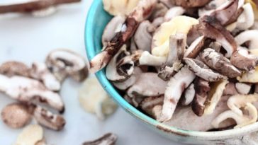 How long will shiitake mushrooms last in the refrigerator?