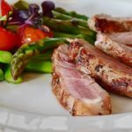 How many calories are in a 5 oz tri-tip?