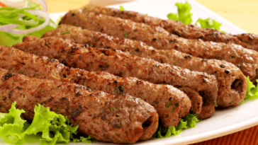 How many calories are in a Koobideh kebab?