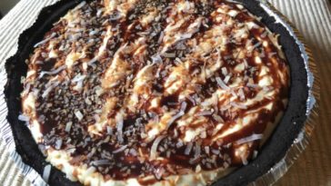 How many calories are in a Marie Callender's coconut cream pie?