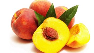 How many calories is in a peach?