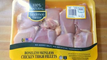 How many chicken thighs is 2 lbs?