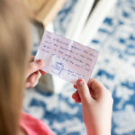 How many clues should a scavenger hunt have?