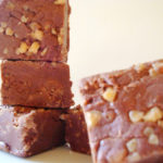 How many pieces of fudge are in a pound?