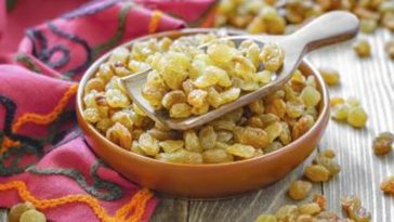 How many raisins can I eat a day?