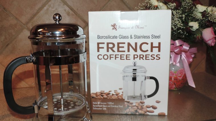 How many scoops of coffee go in a French press?
