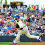 How much do independent ball players make?